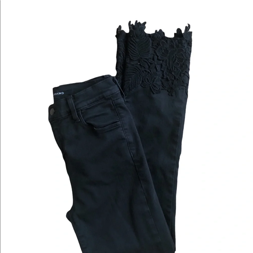J Brand RUBY HIGH RISE CROPPED CIGARETTE JEANS - BLACK LACE Size 24X26